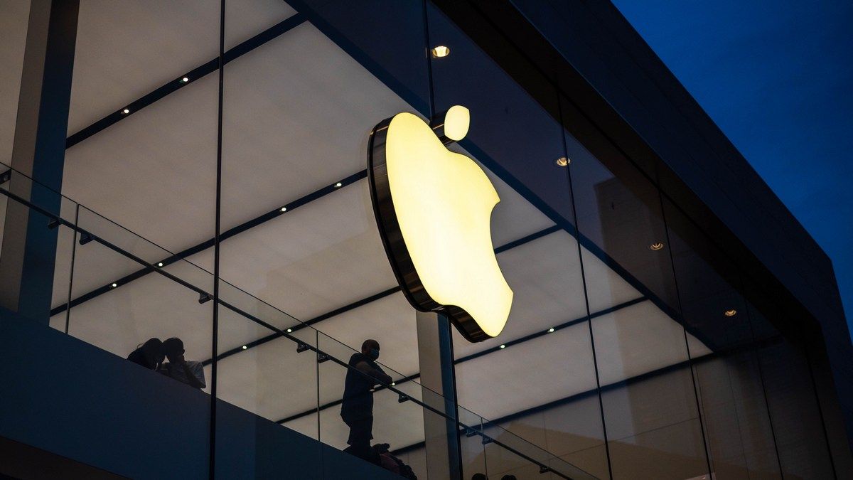 Apple удалила почти всю информацию с российской версии сайта Apple удалила почти всю информацию с российской версии сайта