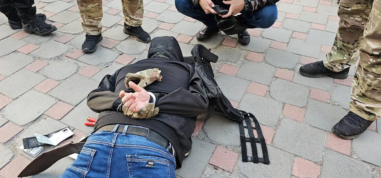 У Києві затримали чоловіка, що захопив бізнес-центр