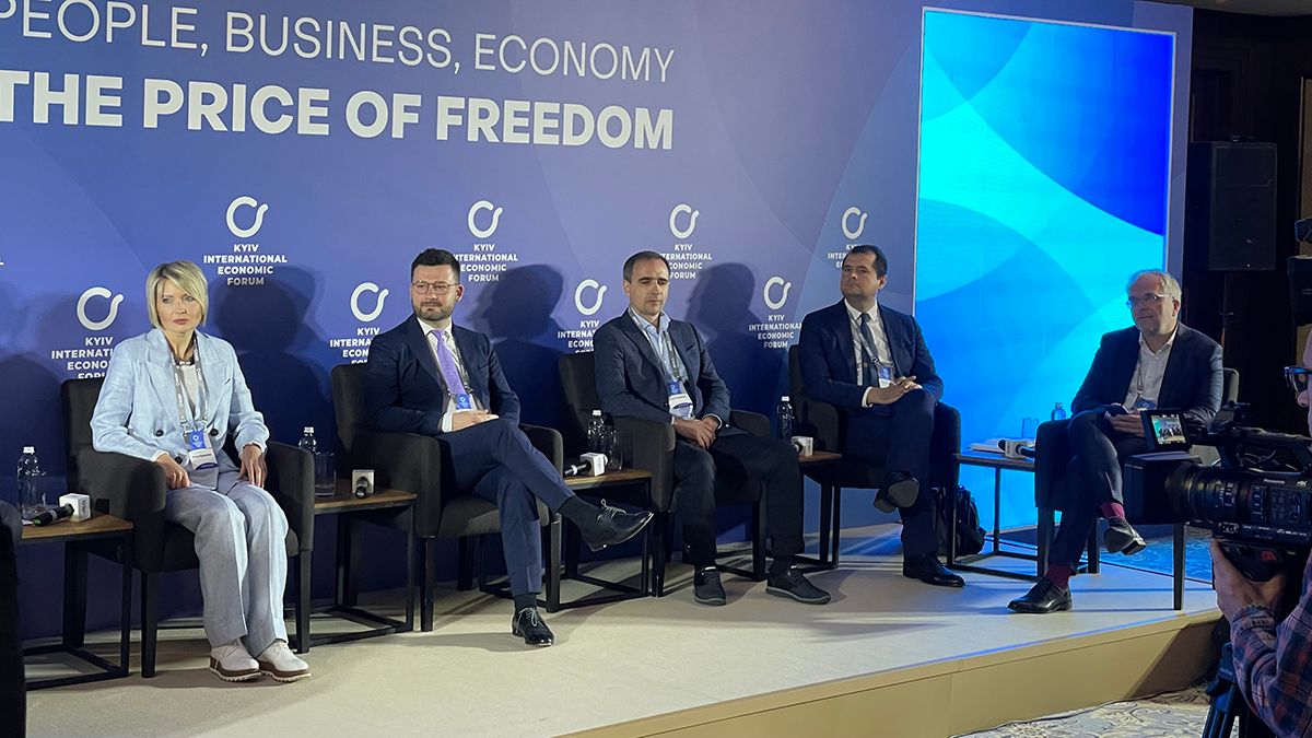 Нужно больше фокуса на внутреннего инвестора, – президент Киевстара Александр Комаров Нужно больше фокуса на внутреннего инвестора, – президент Киевстара Александр Комаров