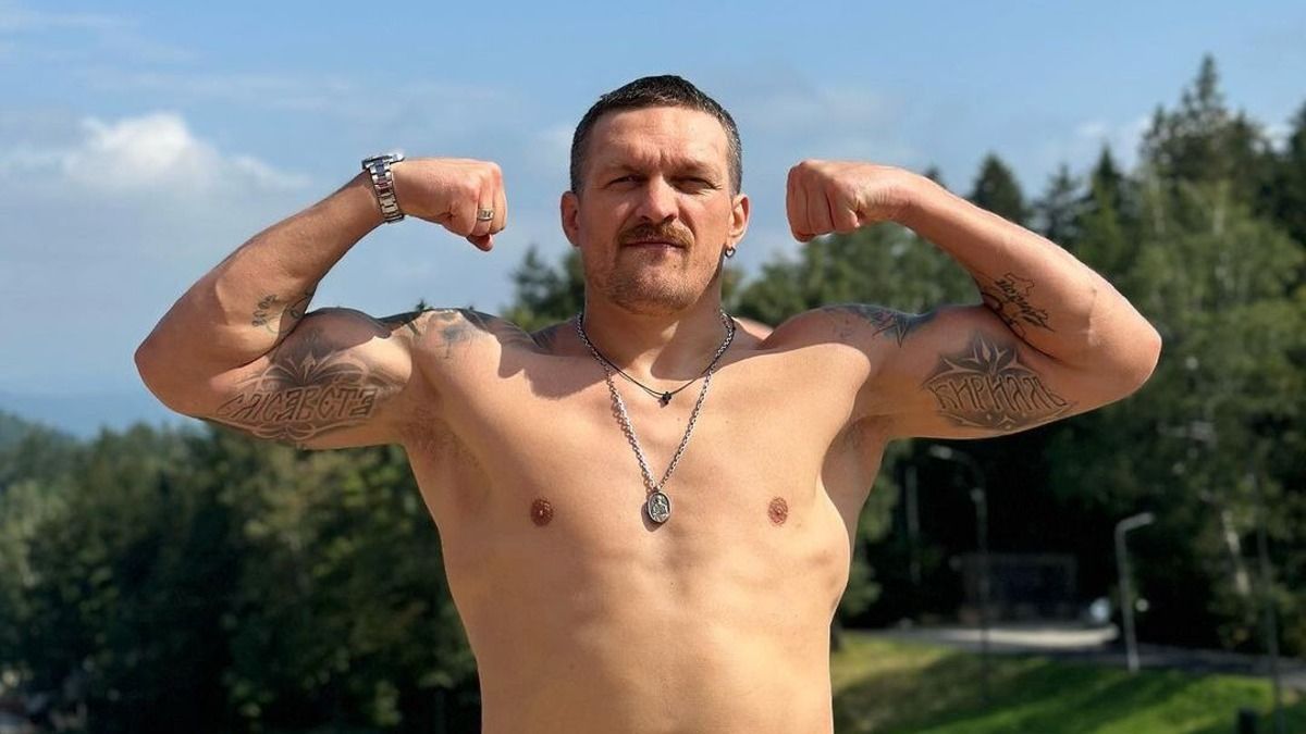 Александр Усик