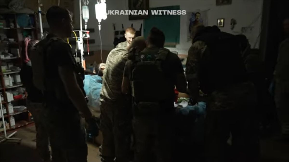 Работа медиков на стабилизационном пункте на Бахмутском направлении Работа медиков на стабилизационном пункте на Бахмутском направлении