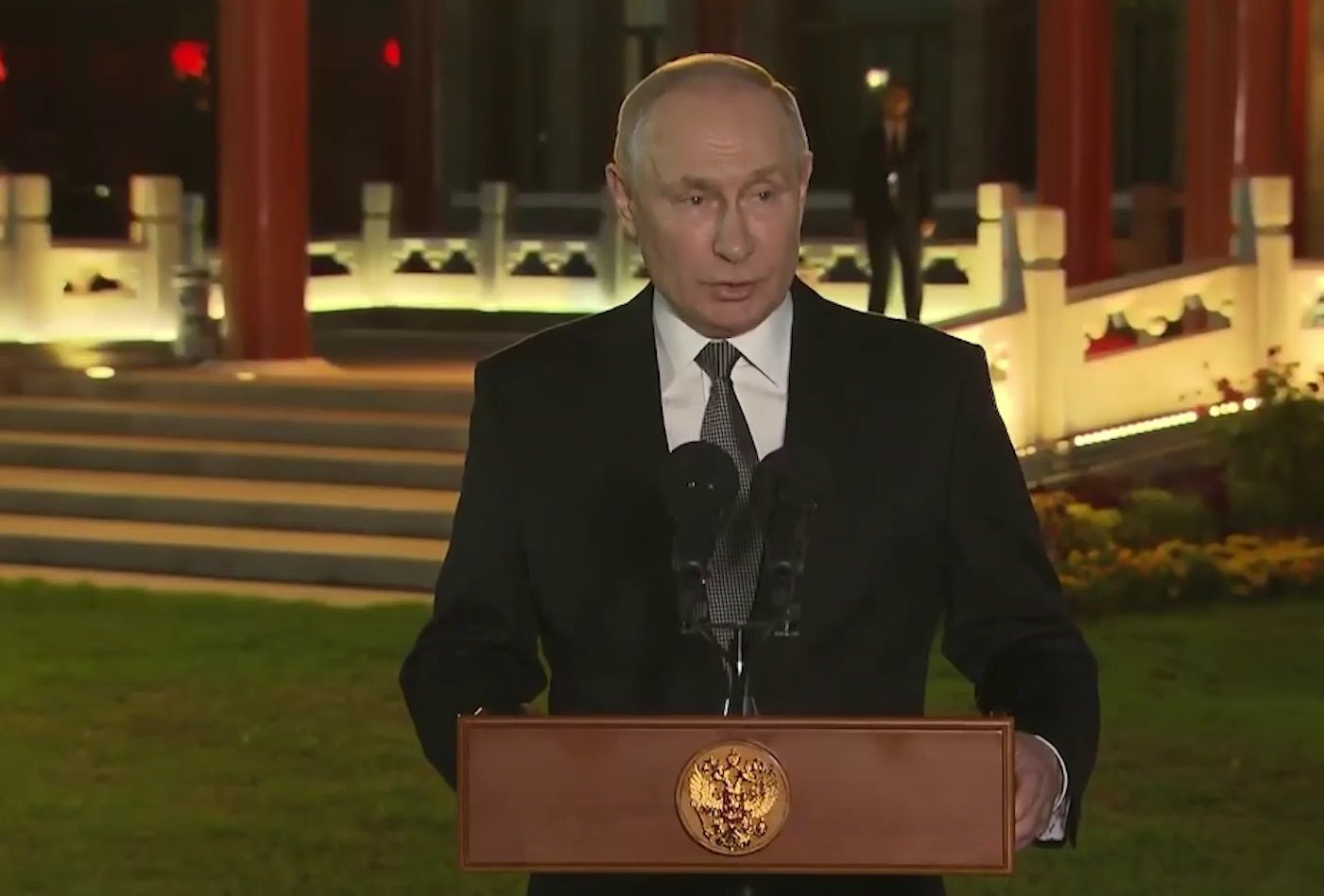 Путин поручил патрулировать небо над Черным морем самолетами с "Кинжалами" - 24 Канал Путин поручил патрулировать небо над Черным морем самолетами с "Кинжалами" - 24 Канал