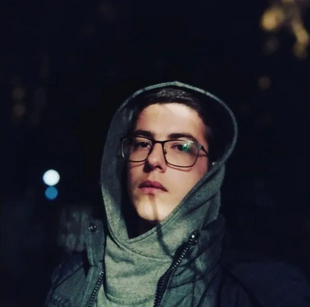 Олексій Єрмола Олексій Єрмола