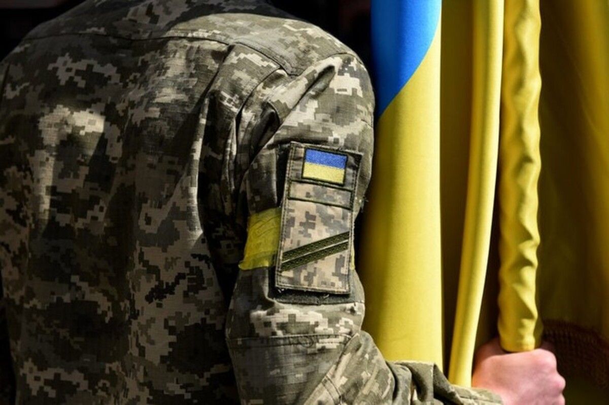 Англійська мова - чому українські військові мають її знати, чи не загрожує вона українській 