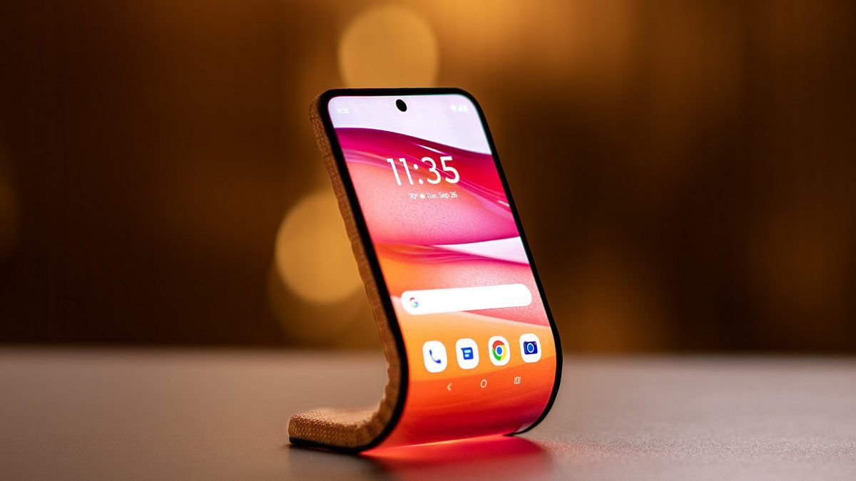 Motorola показала гибкий смартфон, отличающийся от всего, что мы видим сегодня Motorola показала гибкий смартфон, отличающийся от всего, что мы видим сегодня