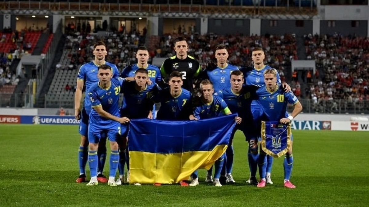 Збірна України з футболу