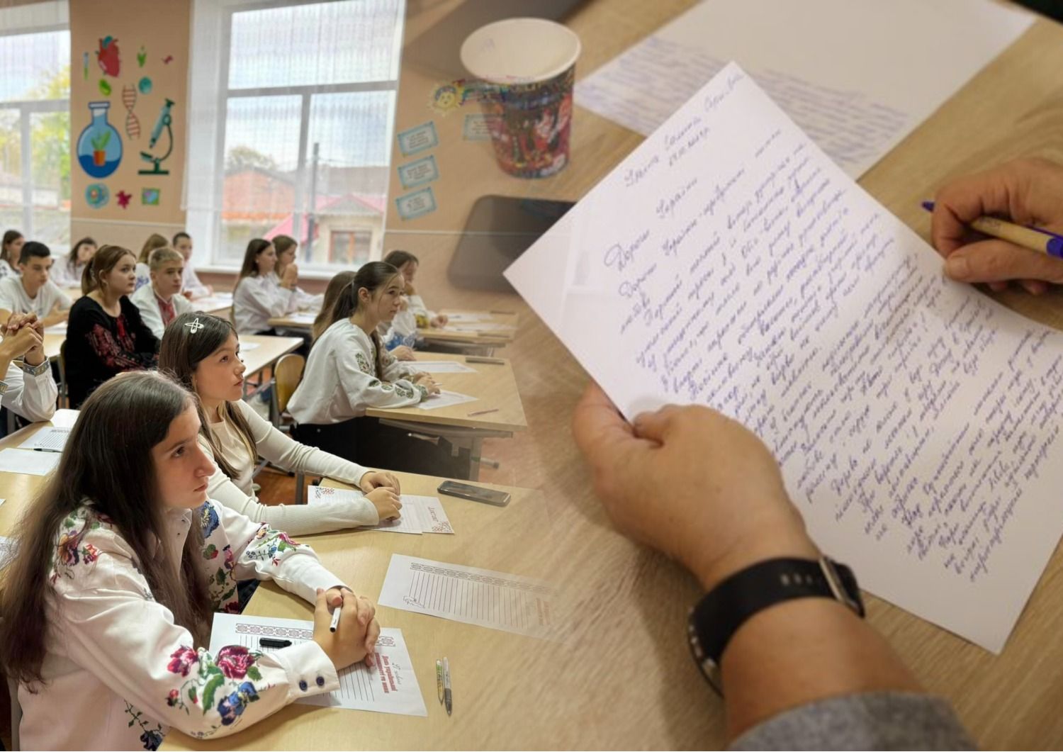 Радиодиктант - 2023 - как украинцы писали текст и почему шутят - щемящие фото и видео Радиодиктант - 2023 - как украинцы писали текст и почему шутят - щемящие фото и видео