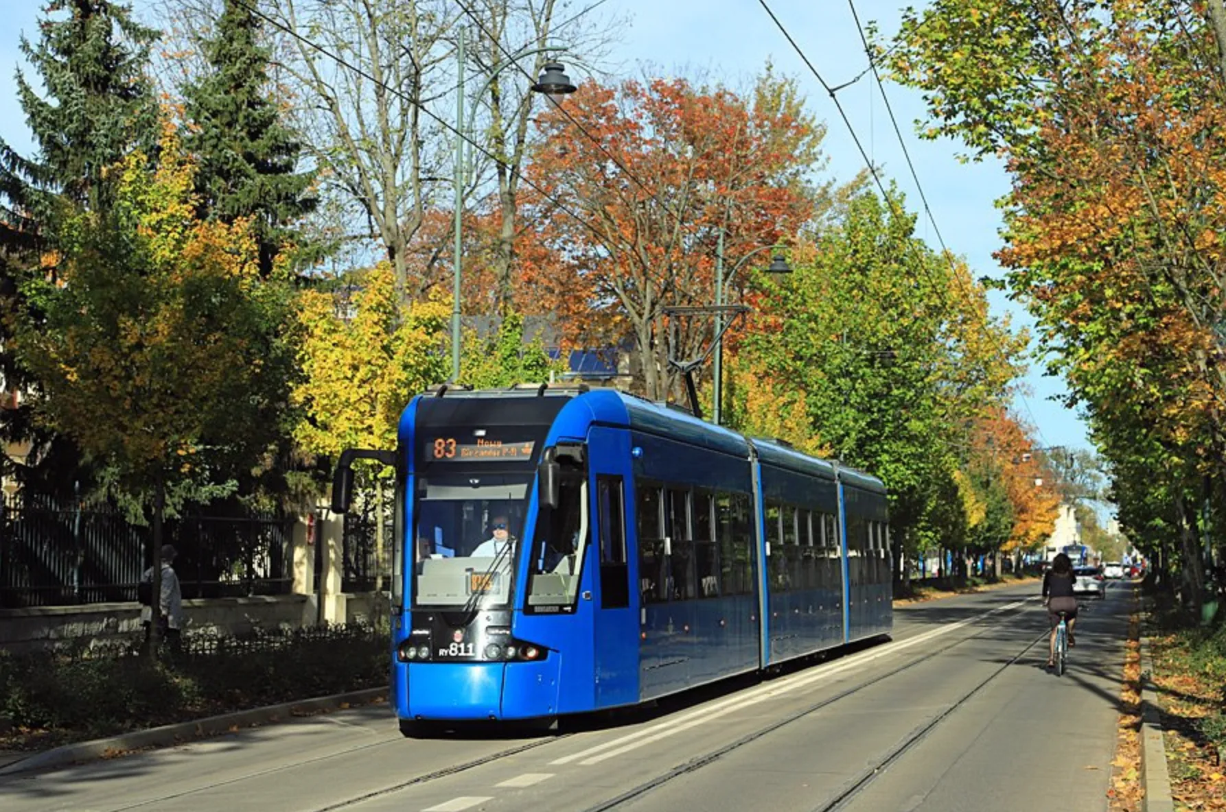 В День всех святых в Польше будет изменено движение общественного транспорта