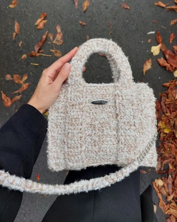 Трендові сумки зими 2023 Трендові сумки зими 2023