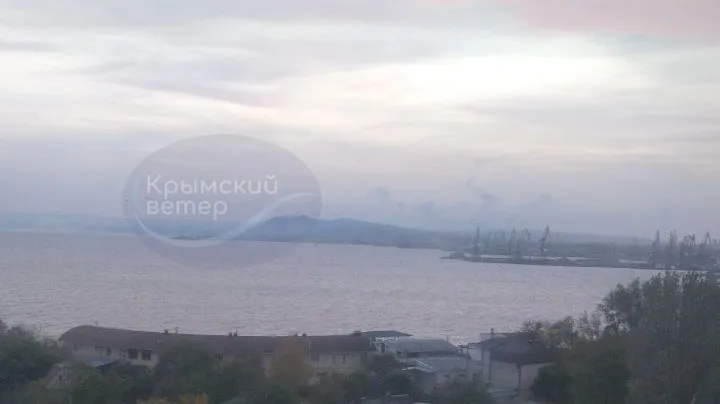 Дымовая завеса в районе Керченского моста