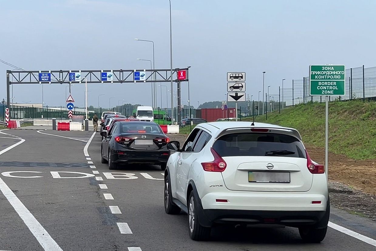 Польські перевізники блокують українські вантажівки Польські перевізники блокують українські вантажівки