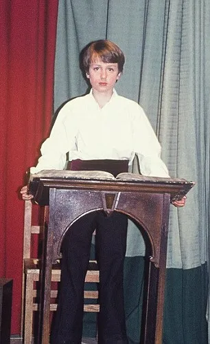 Девід Кемерон у юності Девід Кемерон у юності