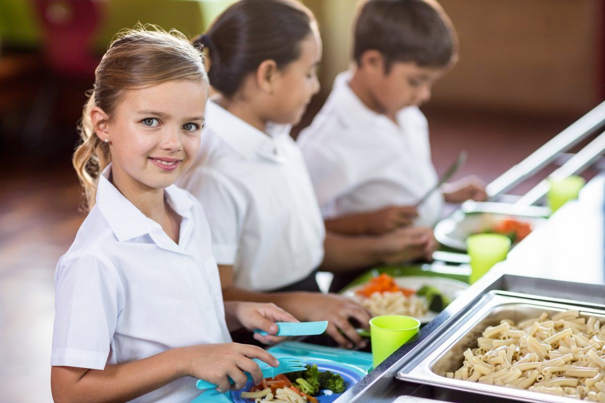 Реформа шкільного харчування - в Україні презентували Стратегію реформи - що містить 