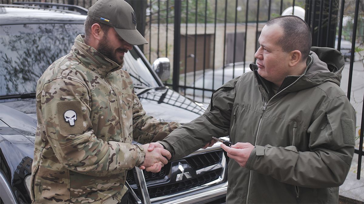 Автомобиль для защитников от "Украинской команды" отправился на Купянское направление - 24 Канал Автомобиль для защитников от "Украинской команды" отправился на Купянское направление - 24 Канал