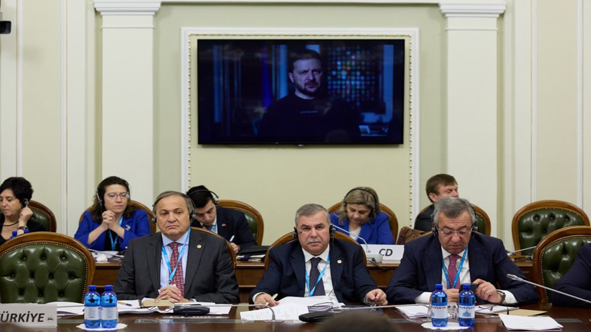 Зеленський виступив на саміті Парламентської асамблеї організації Чорноморського економічного співробітництва