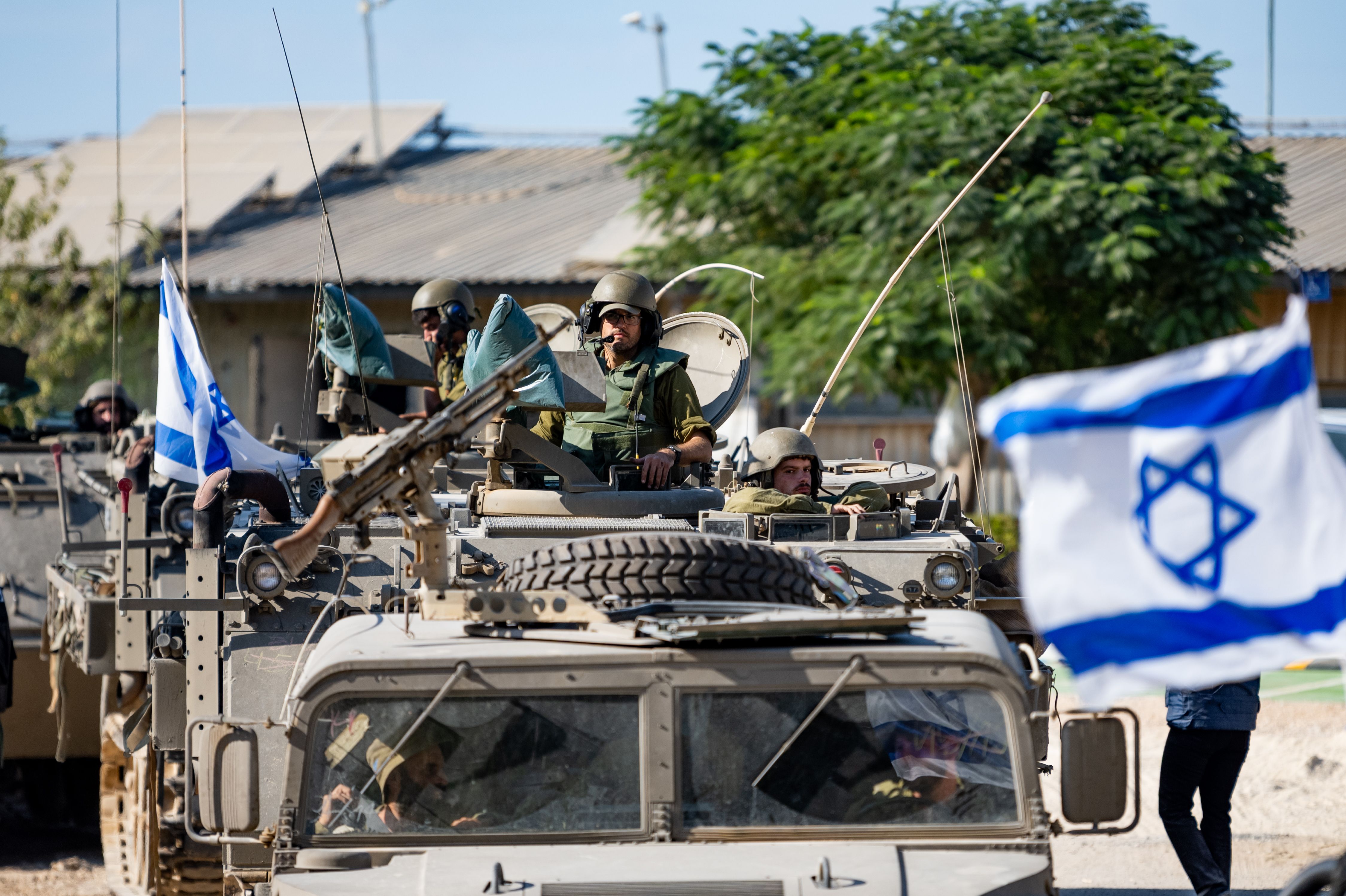 Ізраїльські військові проводять наземну операцію в Газі