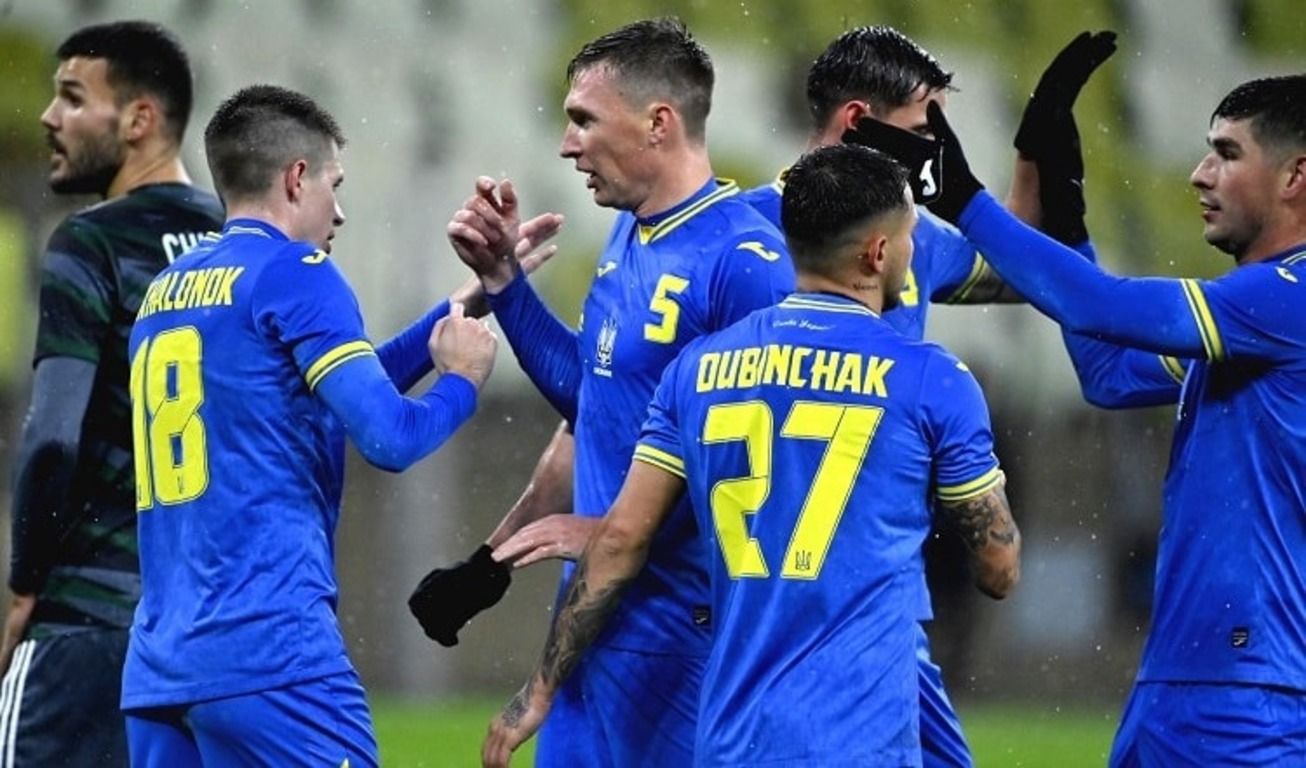 Збірна України з футболу