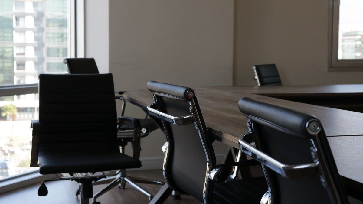 Більшість працівників OpenAI підуть з компанії, якщо Сем Альтман не повернеться на посаду Більшість працівників OpenAI підуть з компанії, якщо Сем Альтман не повернеться на посаду