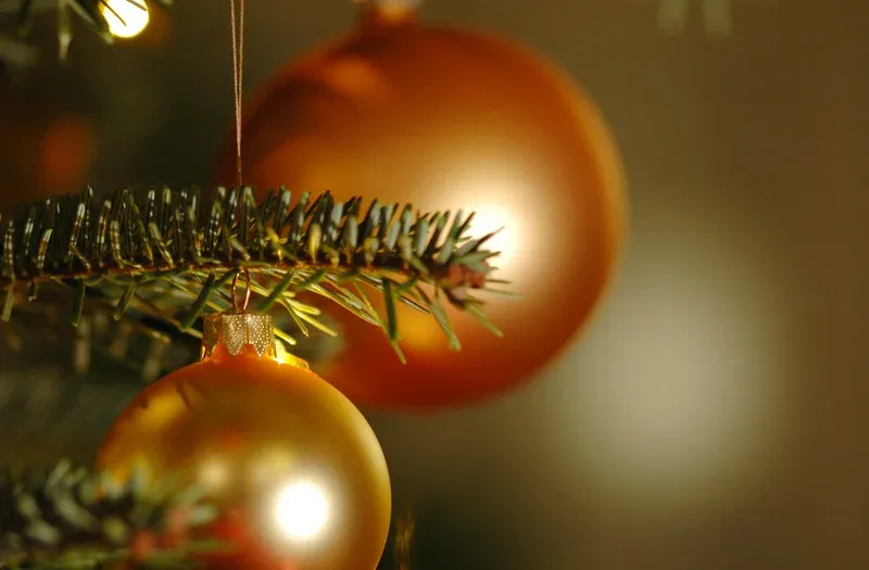 Большие яркие шары Большие яркие шары