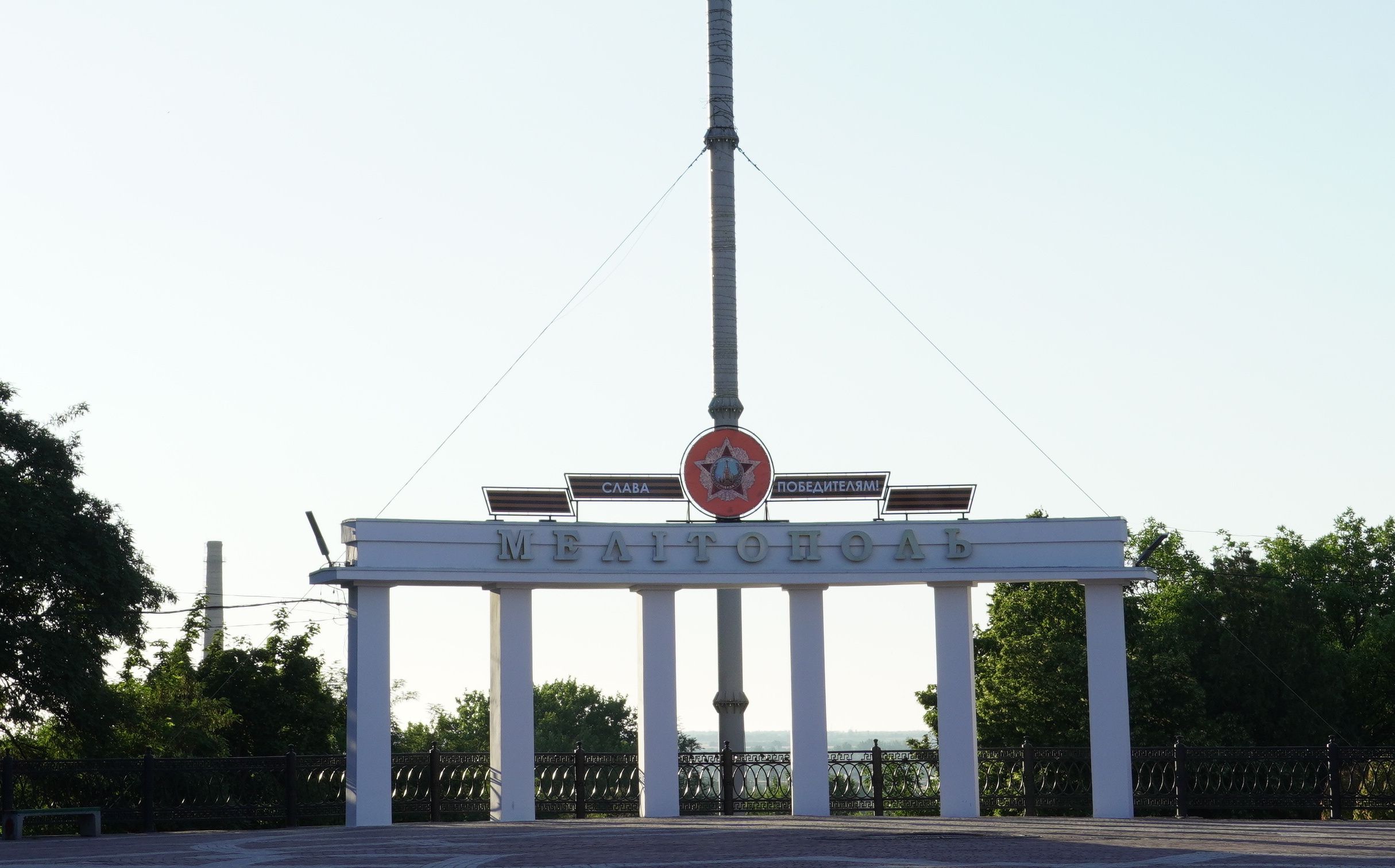 Росіяни чинять свавілля в окупованому Мелітополі Росіяни чинять свавілля в окупованому Мелітополі