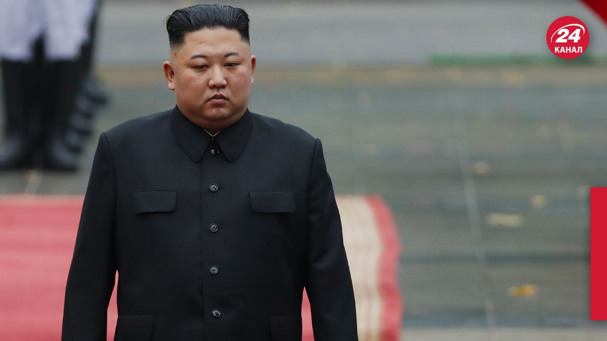 Ким Чен Ын получил снимки американских военных баз - 24 Канал