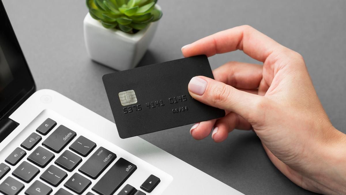 Онлайн-покупки в Черную пятницу достигли рекордных показателей Онлайн-покупки в Черную пятницу достигли рекордных показателей