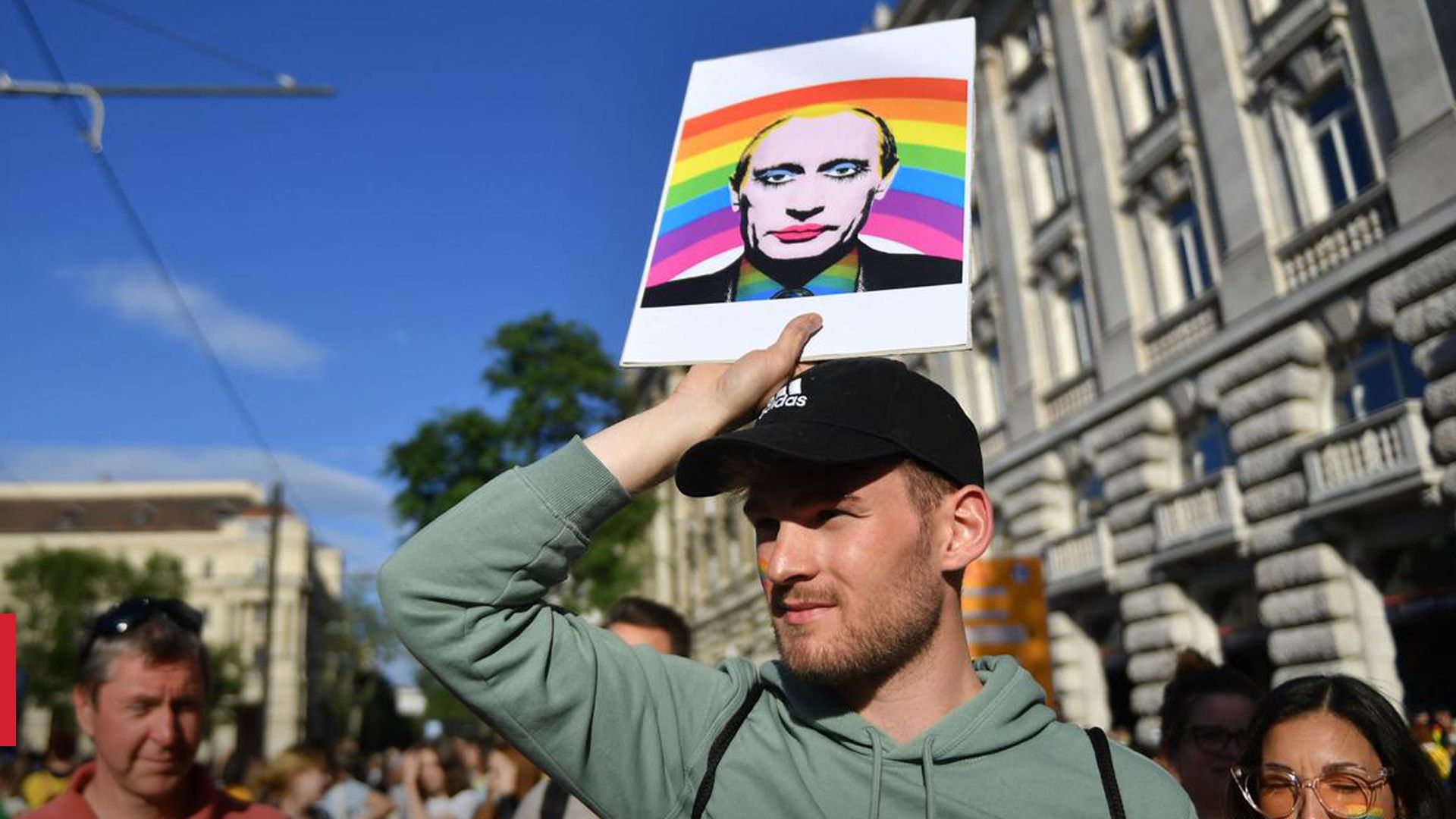 У Росії оголосили екстремістським і заборонили ЛГБТ-рух - 24 Канал