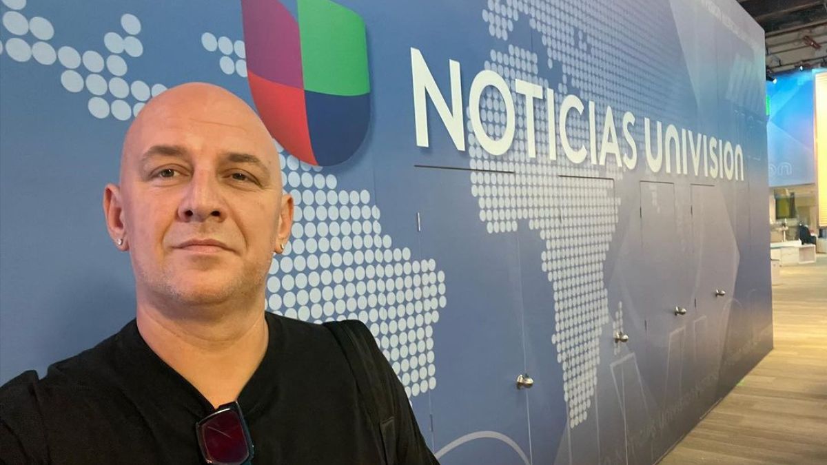 Потап объяснил, что делает за границей
