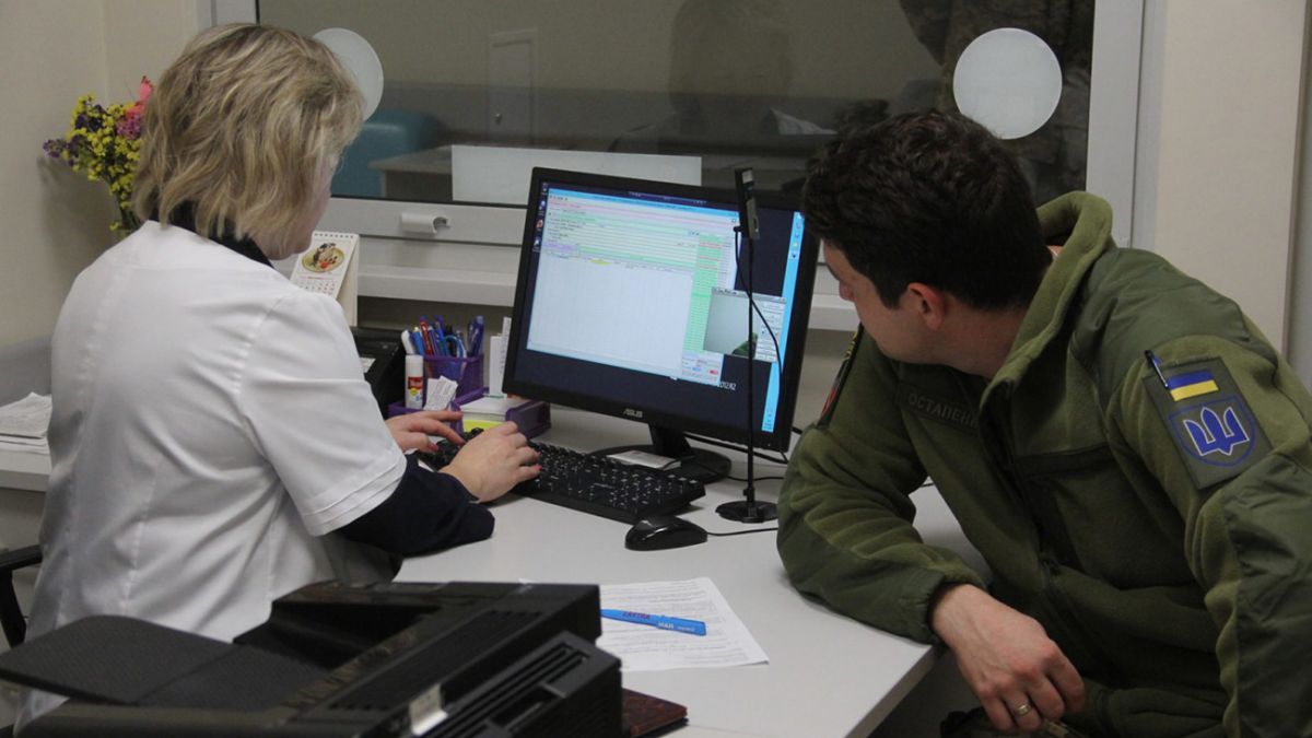 Тепер без черг: документи ВЛК більше не треба возити особисто - 24 Канал Тепер без черг: документи ВЛК більше не треба возити особисто - 24 Канал