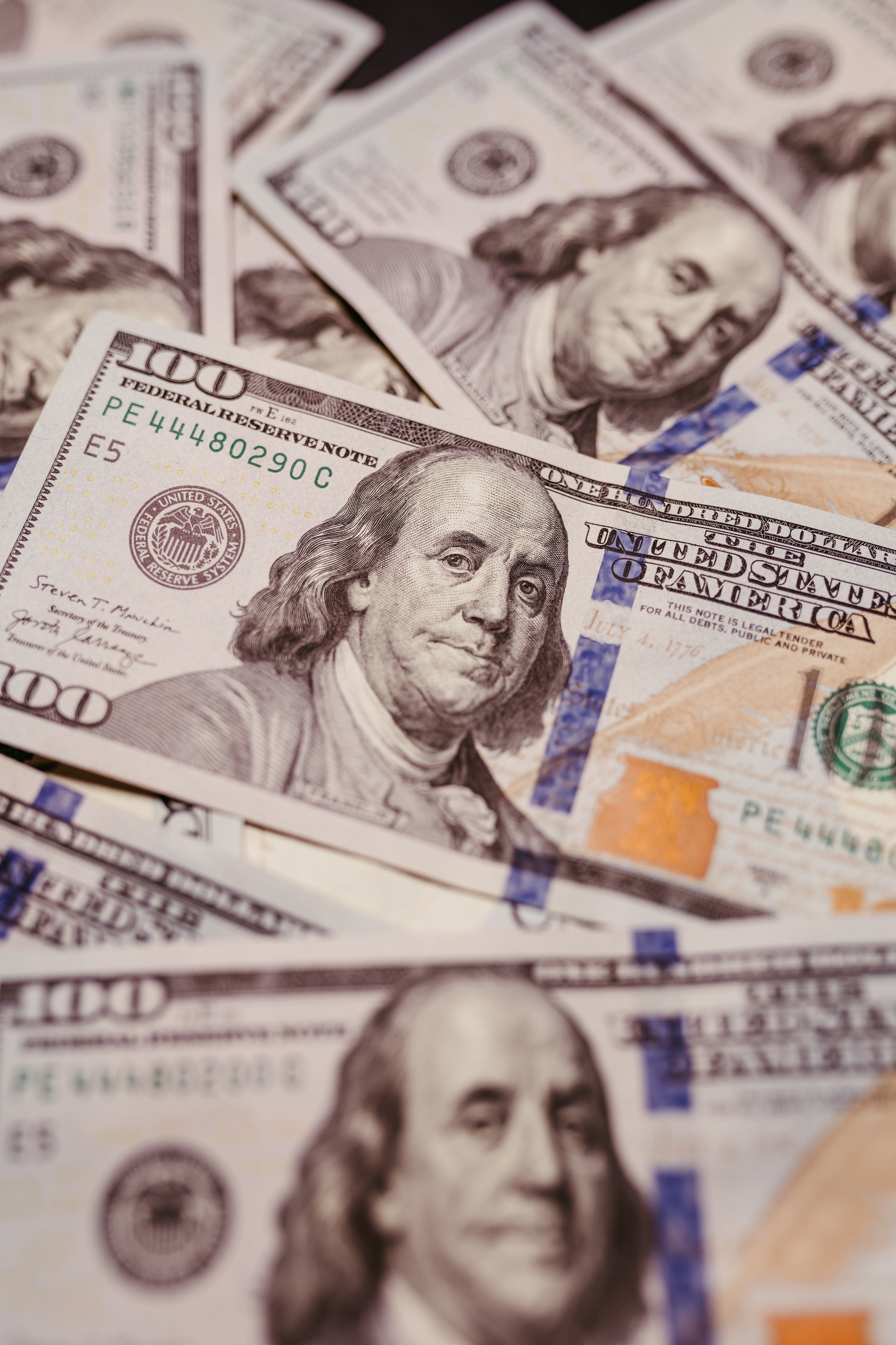 Російських олігархи збільшили свої статки протягом року Російських олігархи збільшили свої статки протягом року