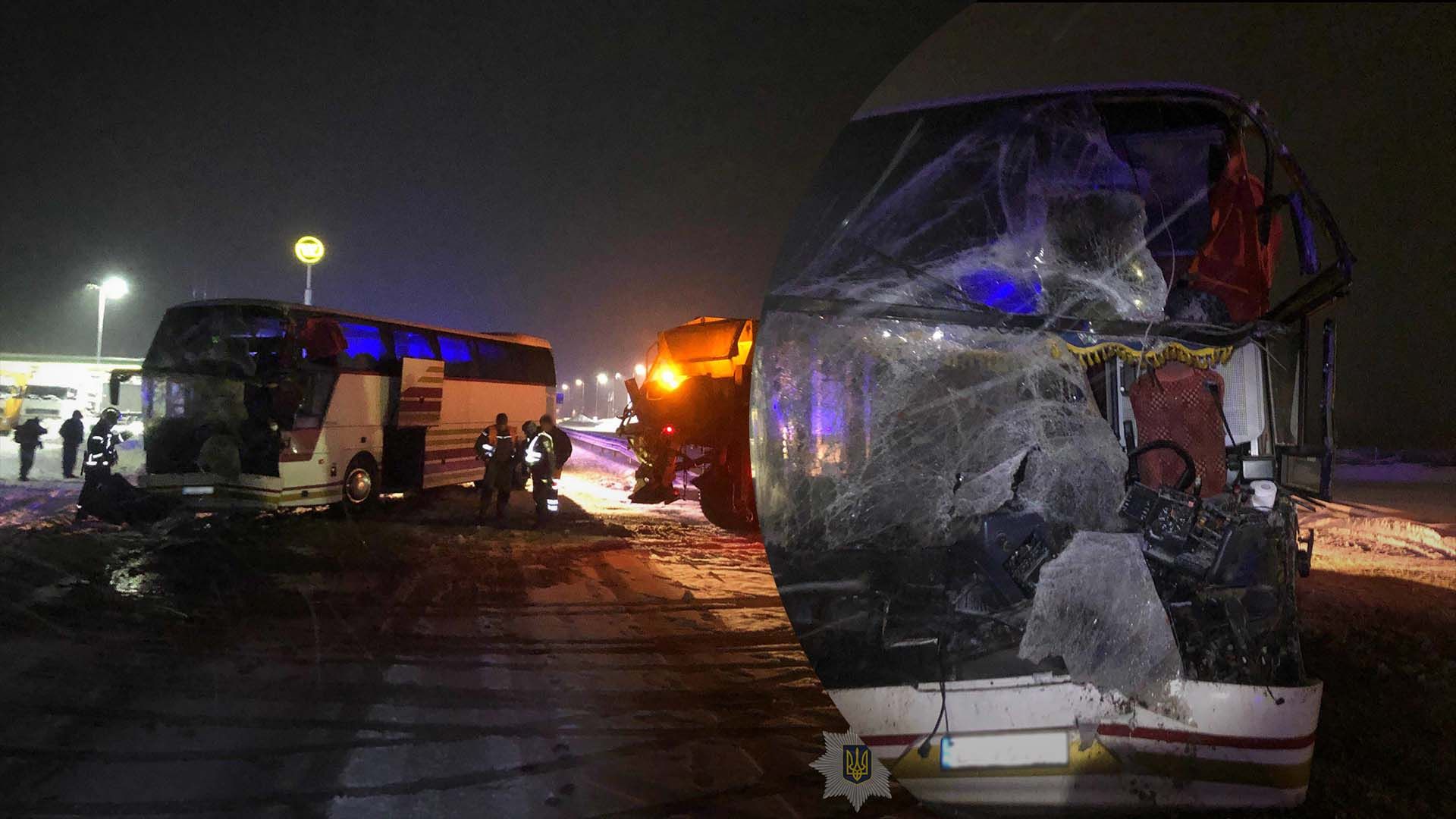 На Волыни в ДТП попал международный автобус На Волыни в ДТП попал международный автобус