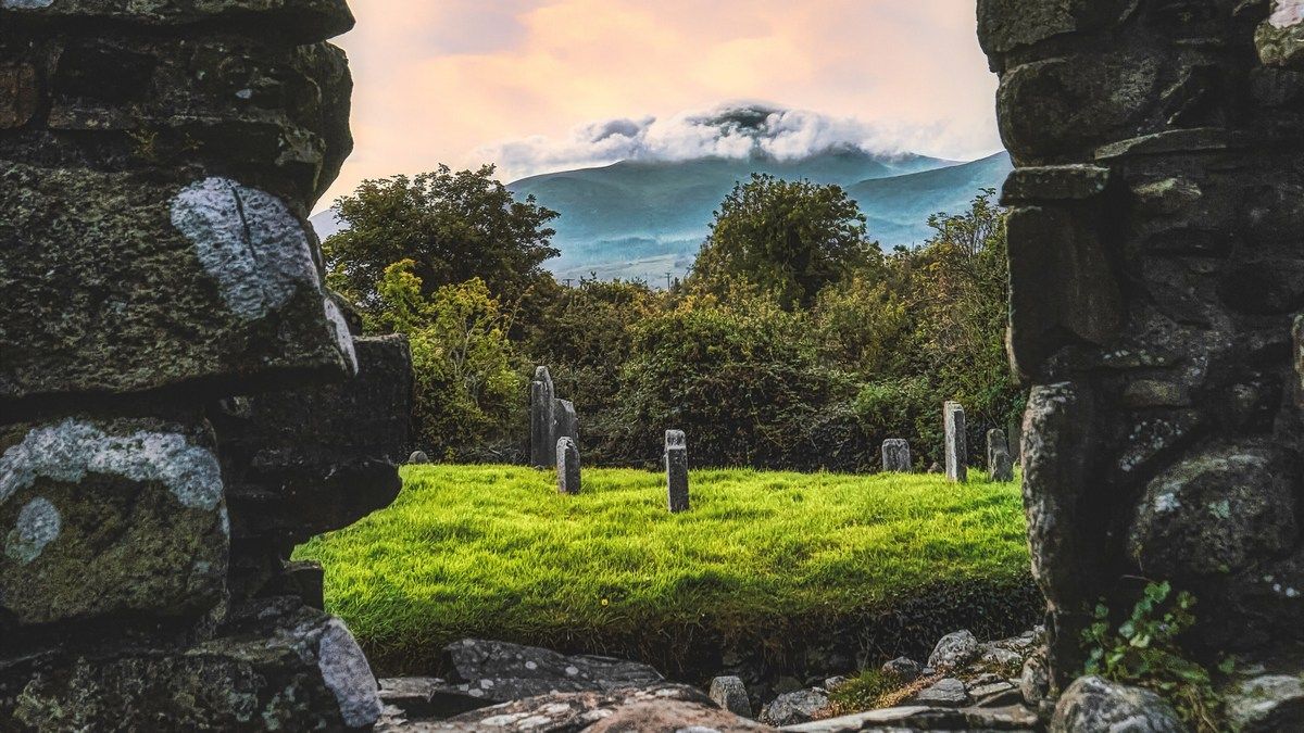 Древнее кладбище оказалось совсем без захоронений Древнее кладбище оказалось совсем без захоронений