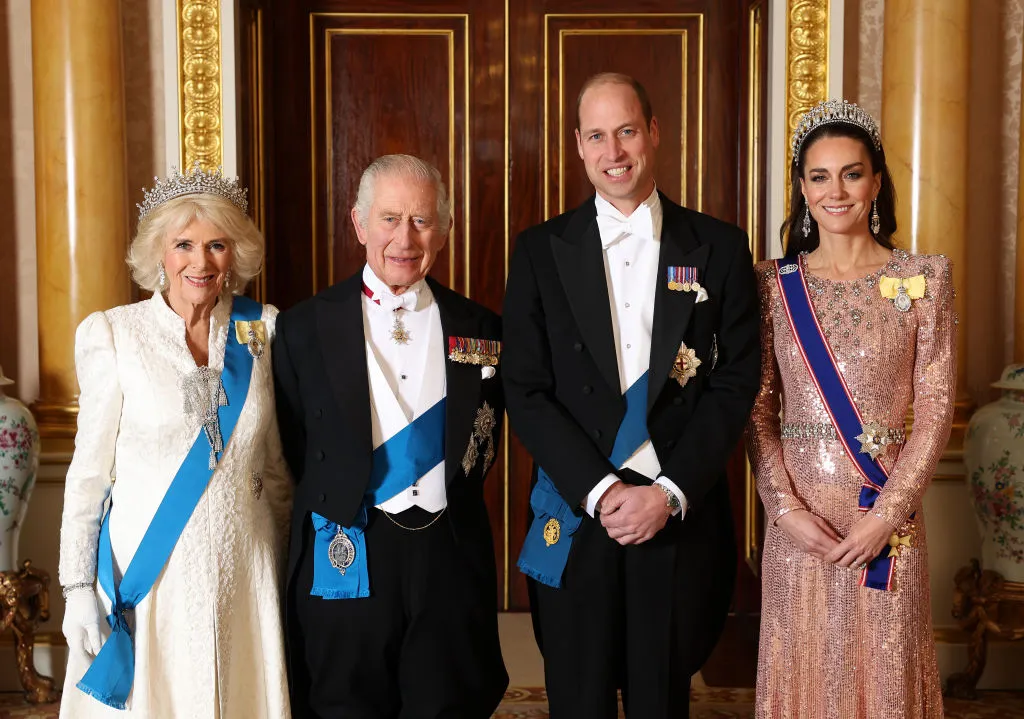 Впечатляющие образы королевской семьи