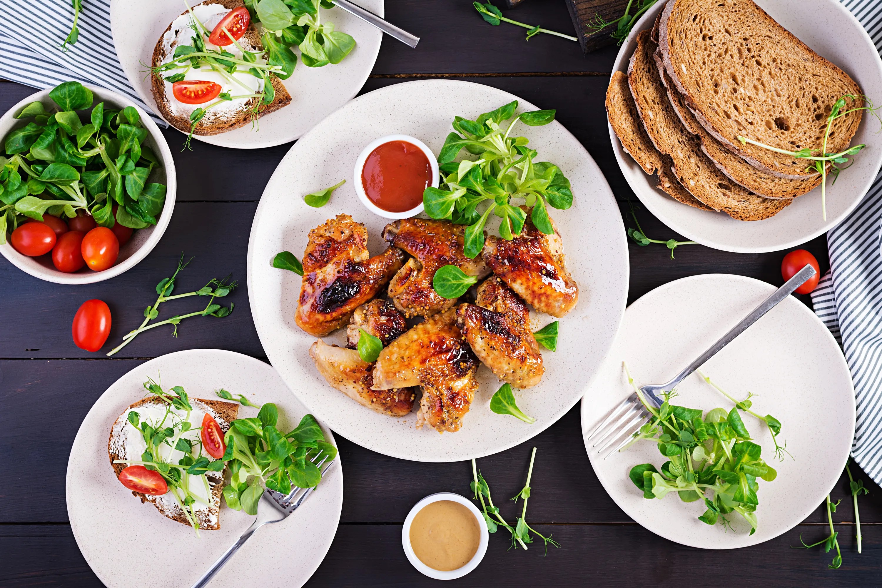 Експрес-рецепт курячих крилець на компанію