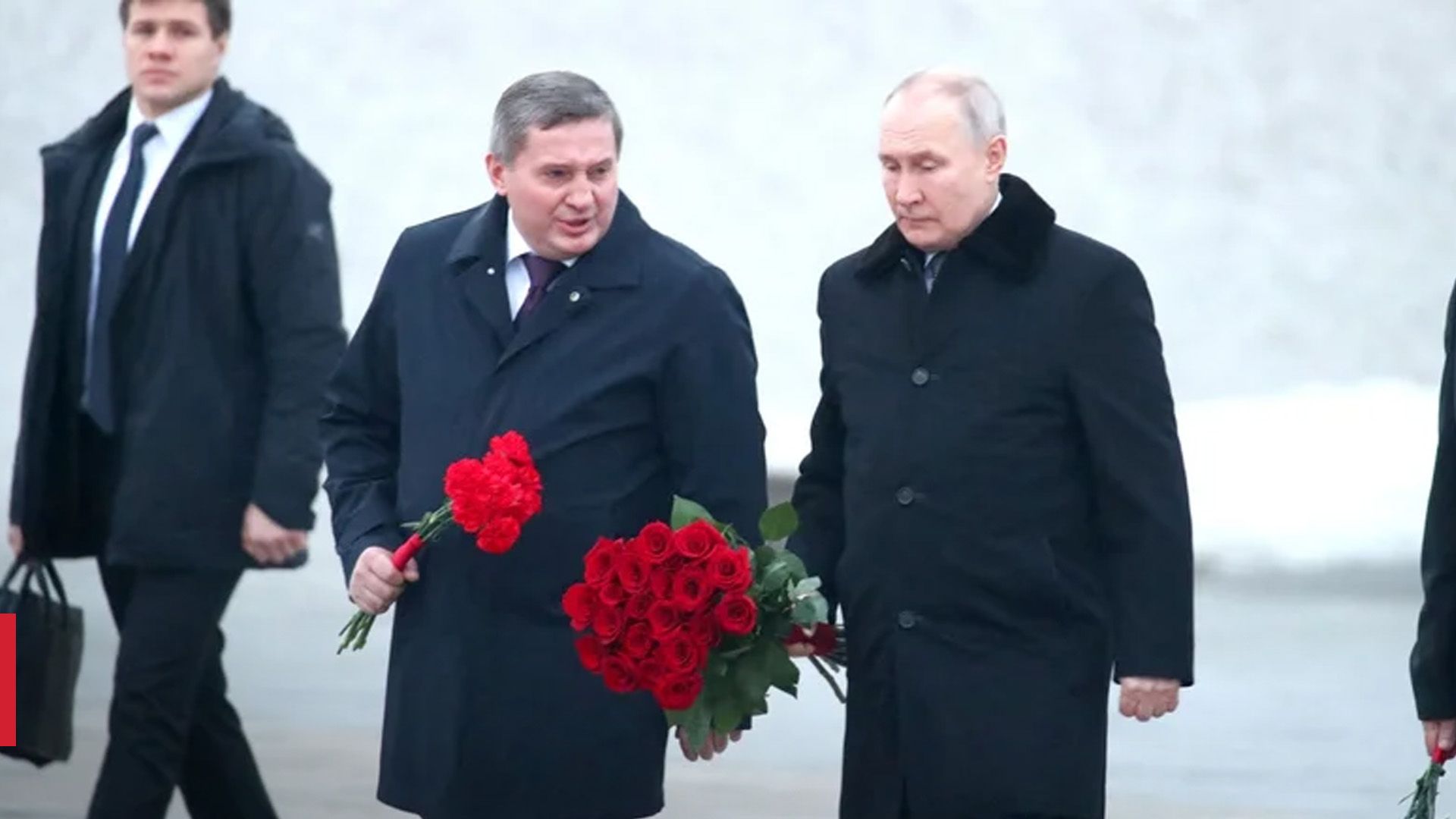 Хто носить ядерну валізку за Путіним Хто носить ядерну валізку за Путіним