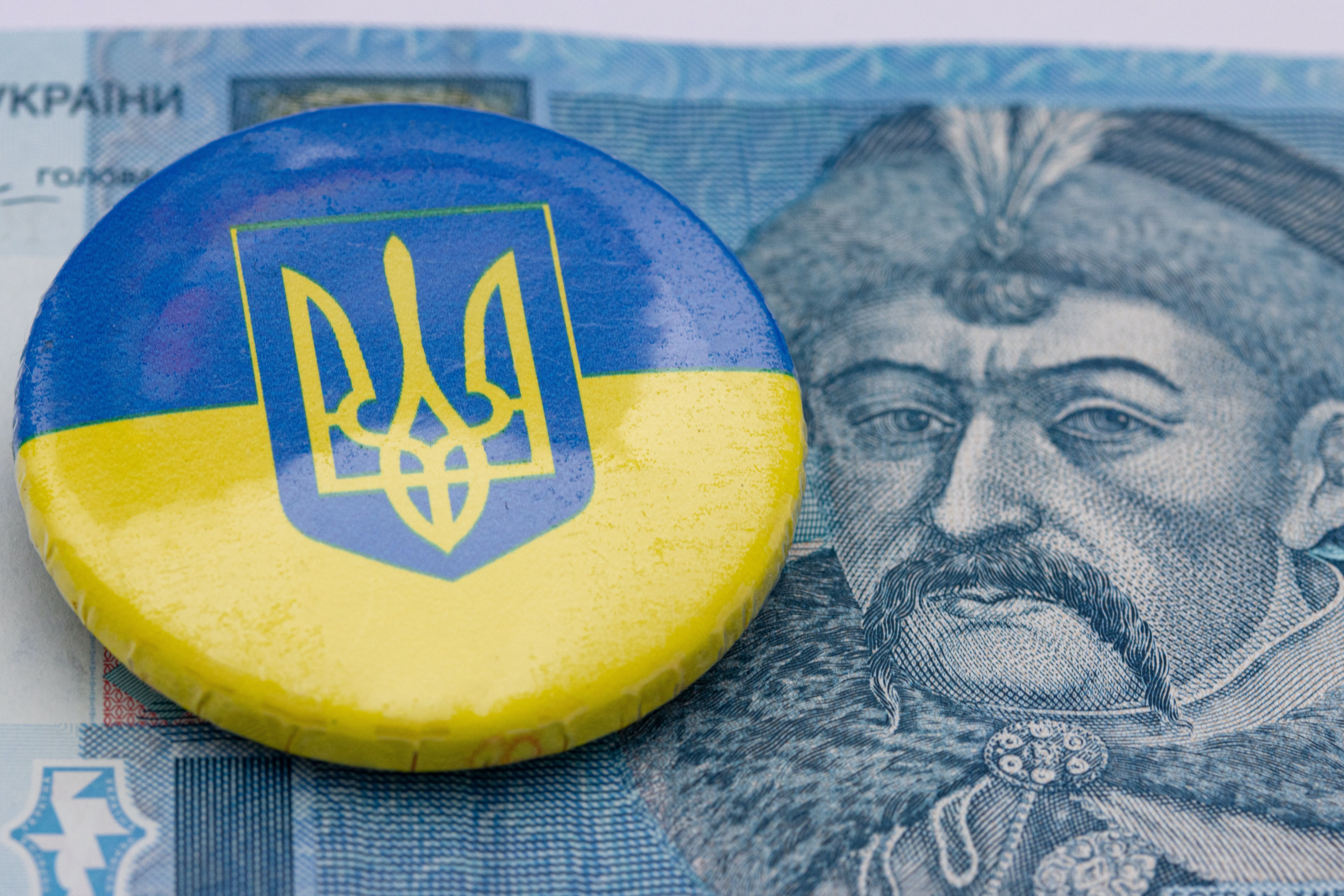 Скільки українців донатять на ЗСУ