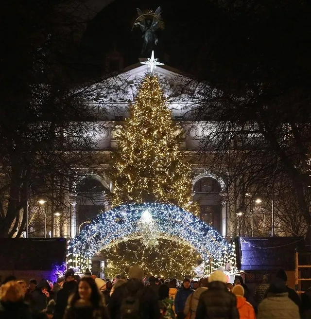 Львівська ялинка 2018