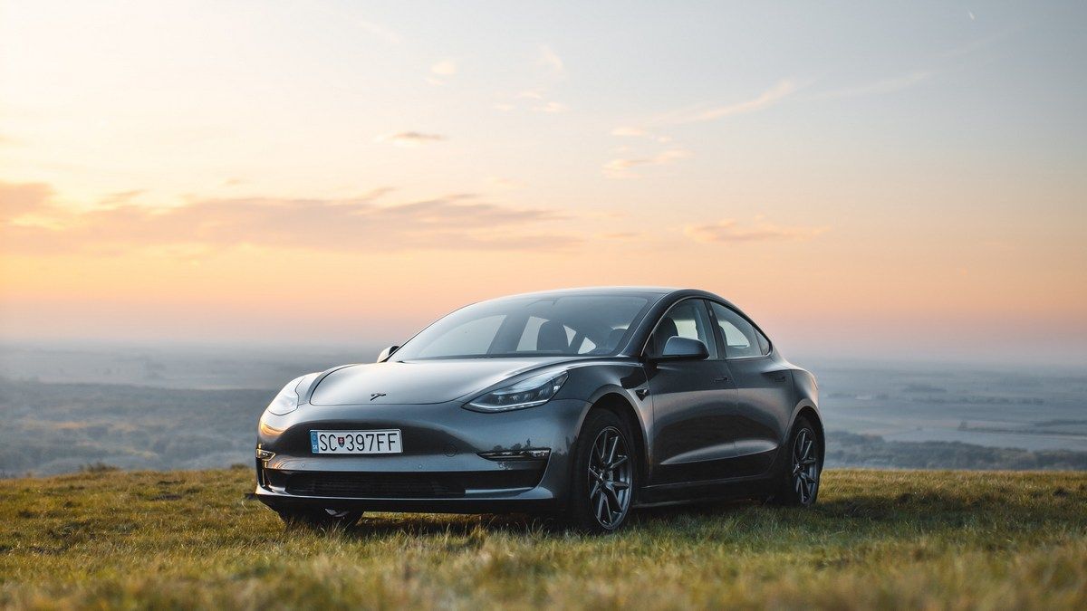 Регулятор змусив Tesla відкликати автомобілі й виправити недоліки в астопілоті - Техно Регулятор змусив Tesla відкликати автомобілі й виправити недоліки в астопілоті - Техно