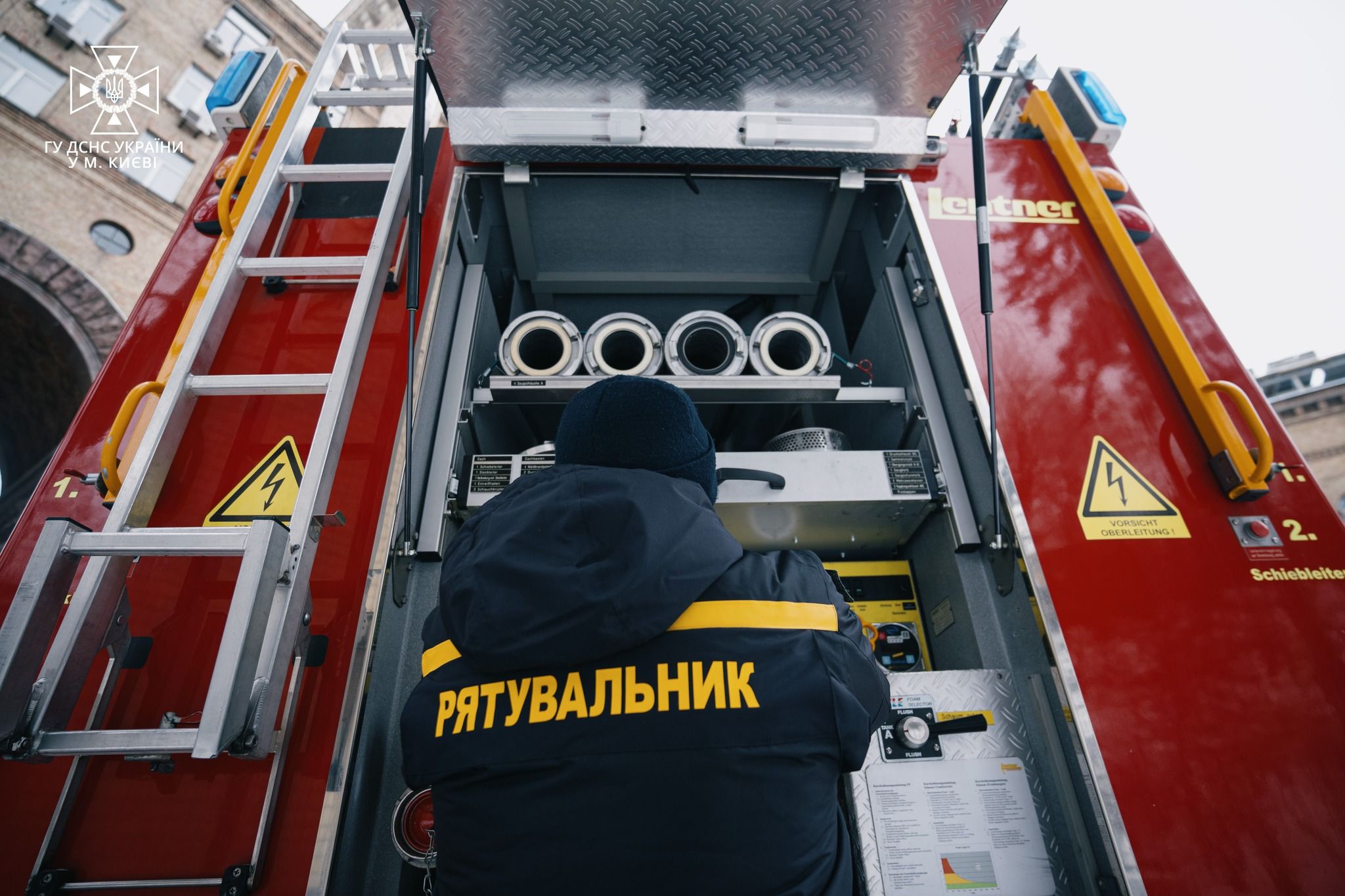 В столице произошел пожар в многоэтажке В столице произошел пожар в многоэтажке