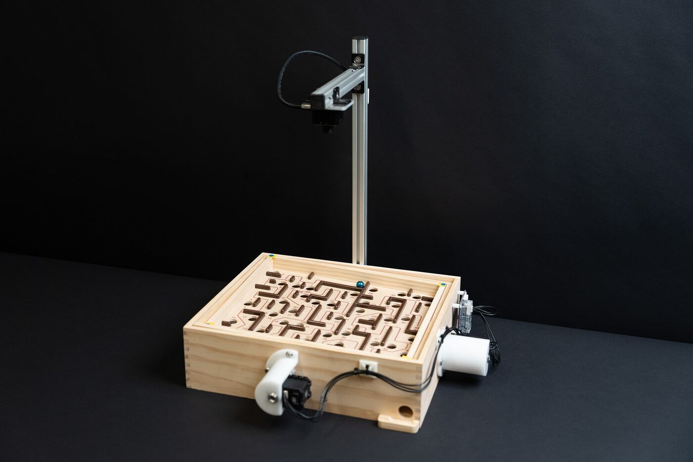 Лабораторна гра в лабіринт Лабораторна гра в лабіринт