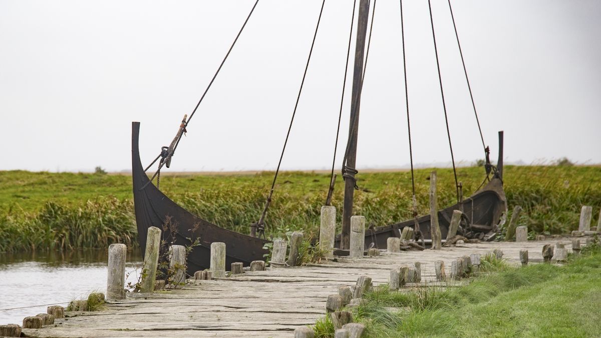 У найбільшому кургані Центральній Норвегії знайшли рештки поховального корабля У найбільшому кургані Центральній Норвегії знайшли рештки поховального корабля