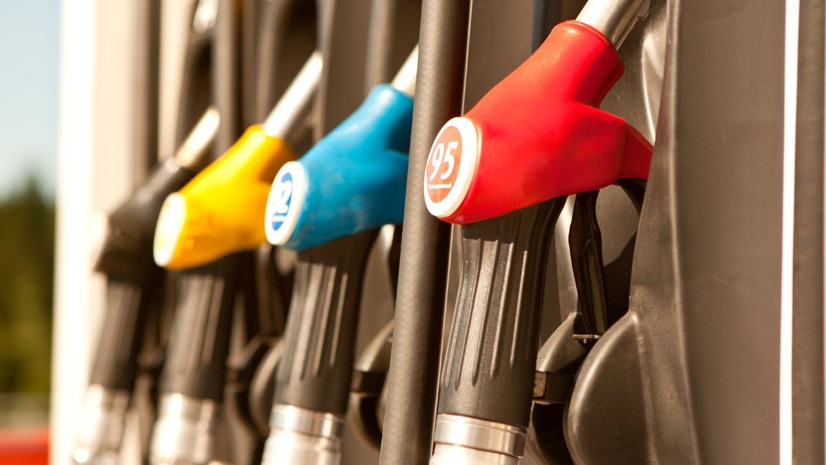 Скільки коштує бензин та дизель Скільки коштує бензин та дизель