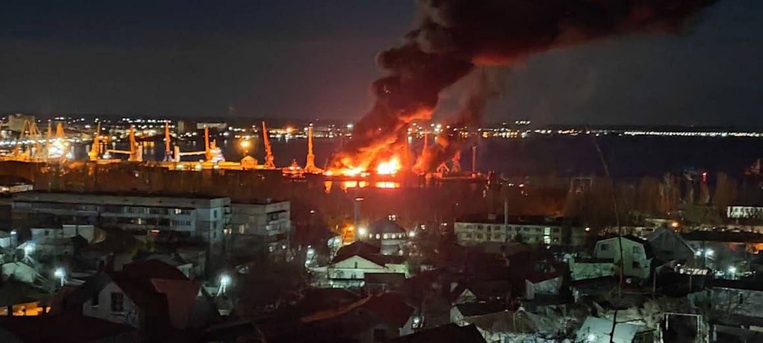 Феодосія, вибухи 26 грудня 2023 - знищено ВДК Новочеркаськ - що відомо - 24 Канал