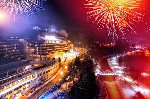 Готелі Вісли пропонують новорічні вечірки Готелі Вісли пропонують новорічні вечірки