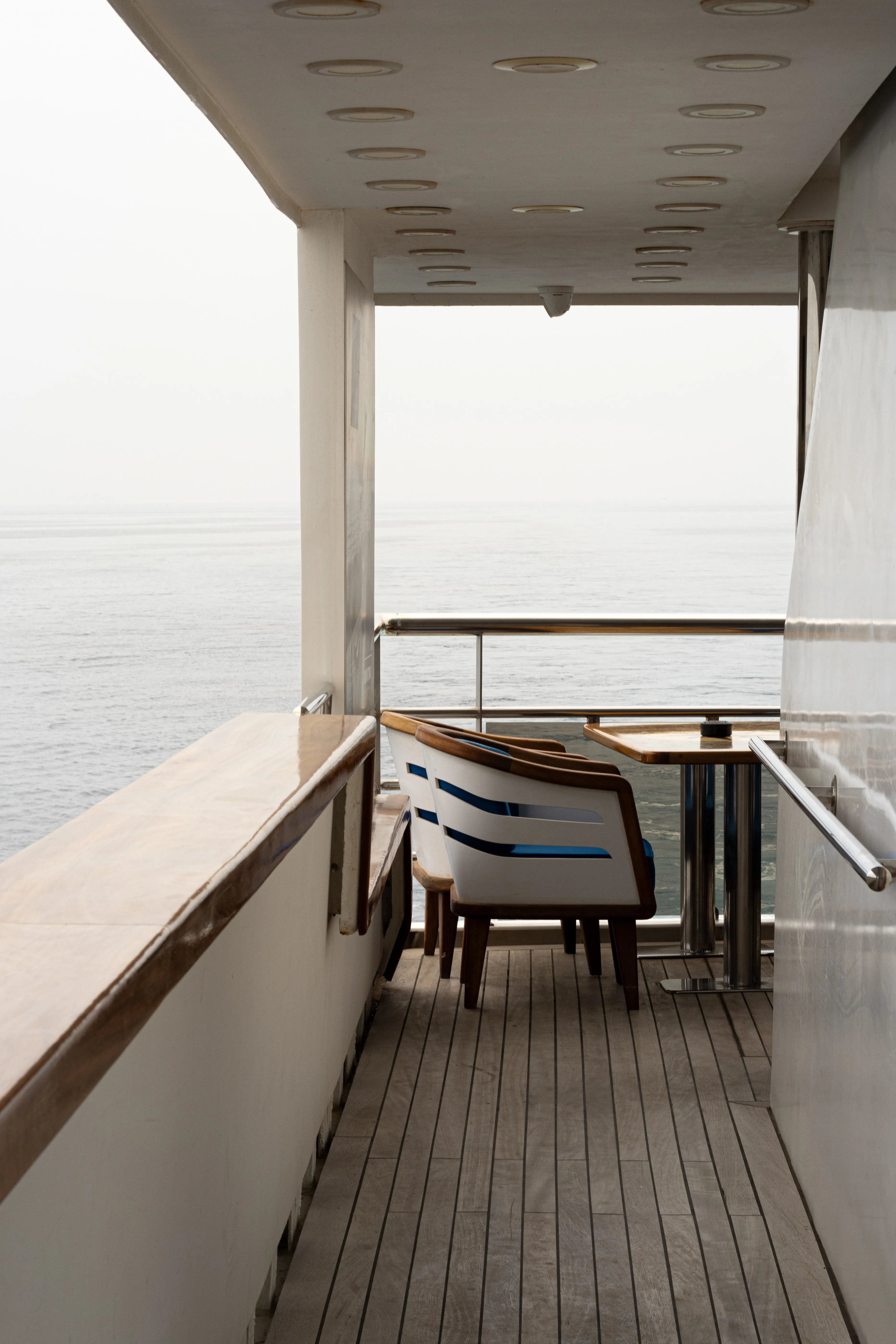 Пара продала все своє майно і переїхала на круїзний лайнер Пара продала все своє майно і переїхала на круїзний лайнер