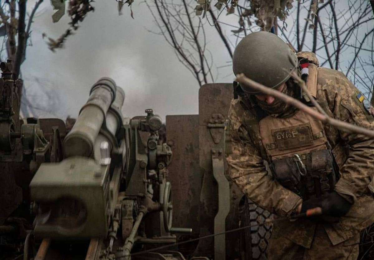 Украинские военные продолжают сдерживать врага на Востоке и Юге