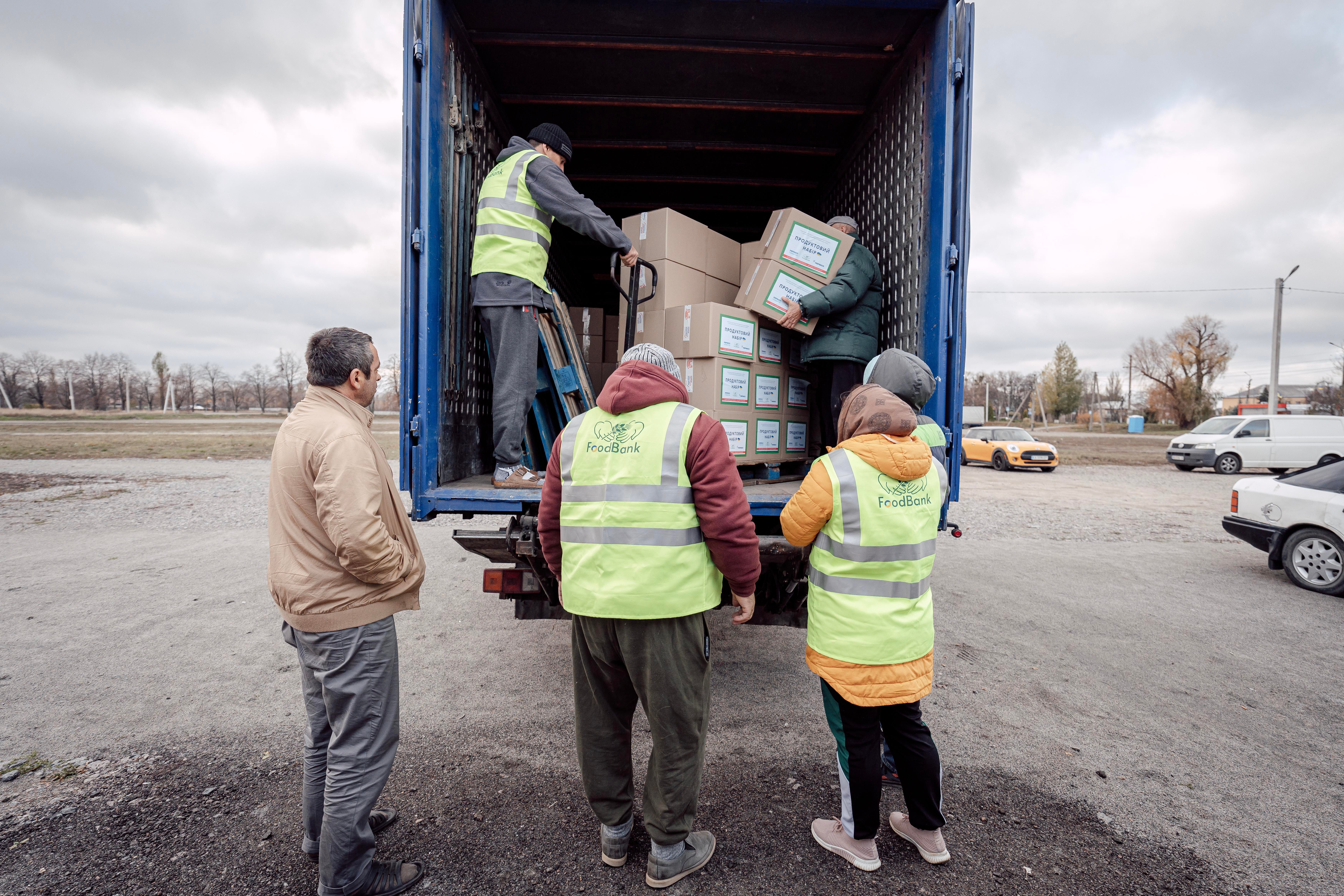 FoodBank та PepsiCo щодня годує понад 2 000 людей у 8 областях України - 24 Канал