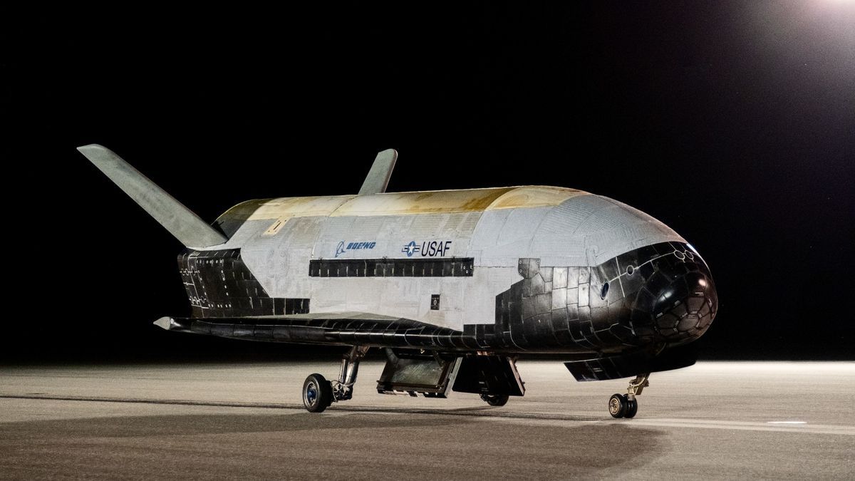 Сверхсекретный космический корабль США снова отправился на орбиту
