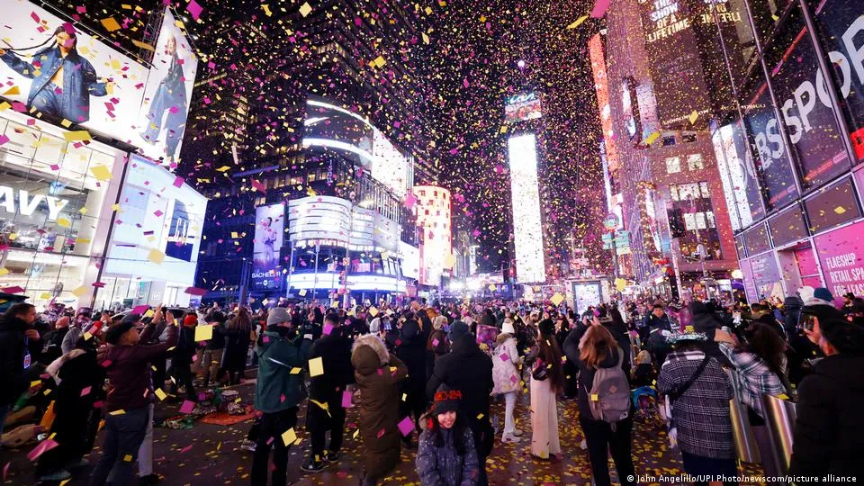 Нью-Йорк зустрів 2024 рік Нью-Йорк зустрів 2024 рік