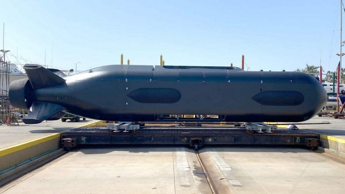Boeing передає новітній безпілотний підводний човен армії СШ
